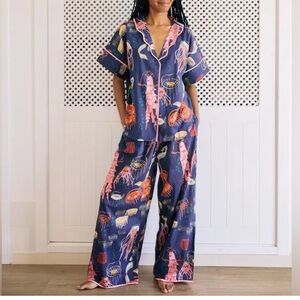 Anthro Ocean Dreaming Jellyfish Satin Capri Pajama Set